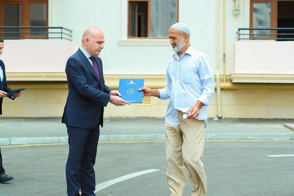 Bir qrup şəhid ailəsi və müharibəsi əlilinə ev verildi - FOTO