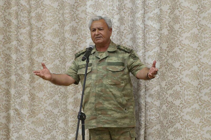 Bakı Ali Neft Məktəbində məzun günü keçirilib - FOTOLAR
