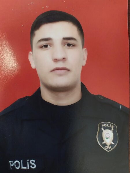 Bakıda boğulan şəxsi xilas etmək istəyən polis özü də batdı - FOTO