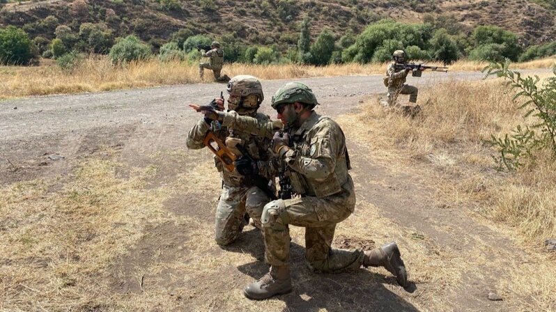 Türkiyə Milli Müdafiə Nazirliyi Laçındakı təlimlərdən görüntülər yaydı - FOTO