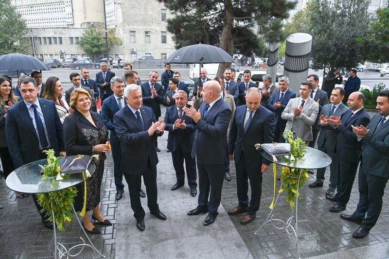 Vahid Ələkbərov Yelo Bankın yeni baş ofisinin açılışında iştirak etdi - FOTOLAR