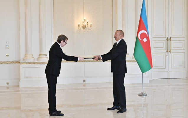 İlham Əliyev yeni səfirlərin etimadnamələrini qəbul etdi - FOTOLAR