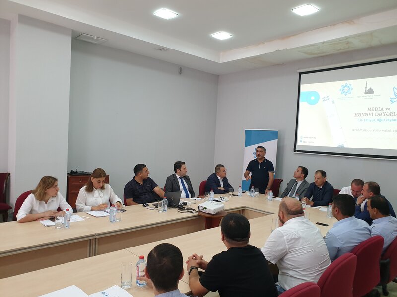 Oğuzda 'Media və mənəvi dəyərlər' adlı ikigünlük seminar keçirildi - FOTOLAR