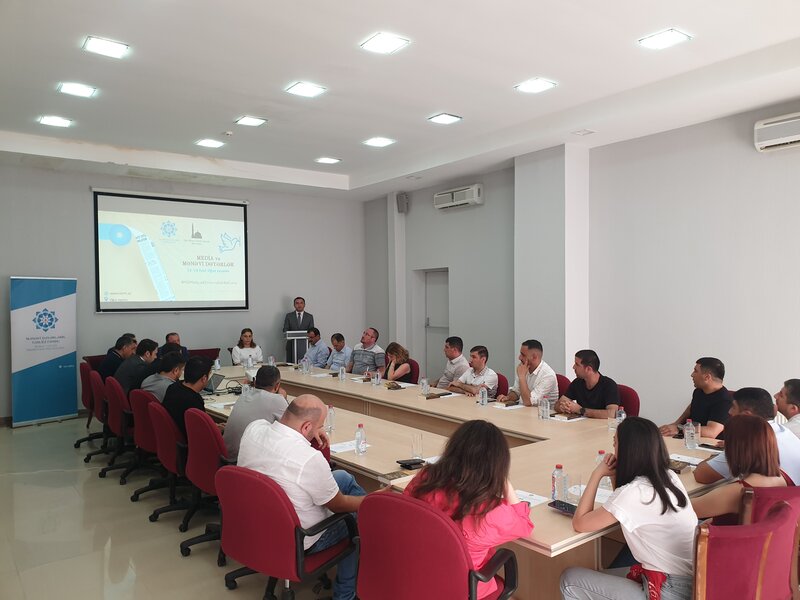 Oğuzda 'Media və mənəvi dəyərlər' adlı ikigünlük seminar keçirildi - FOTOLAR