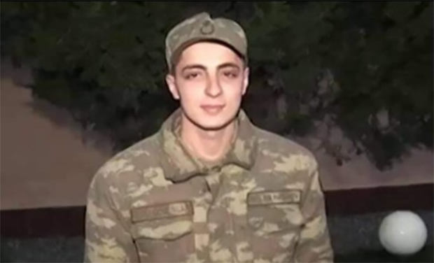 İcazə verə bilməzdim ki, döyüş yoldaşlarımın analarının gözüyaşlı qalsın' - Qumbaranın üzərinə atılan qazi