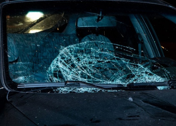 Bakıda avtomobillər toqquşdu - Ölən və yaralanan var