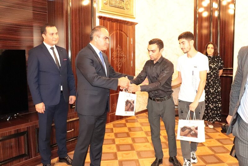 Abşeron rayonunun Şəhid ailələri və qaziləri Naftalanda müalicə olunur - FOTOLAR