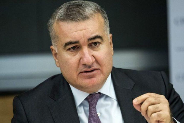 Londonda 3 diplomatımız səfirliyi tərk etmədən böyük kütləyə qarşı durub, vacib sənədləri qoruyub' - Səfir