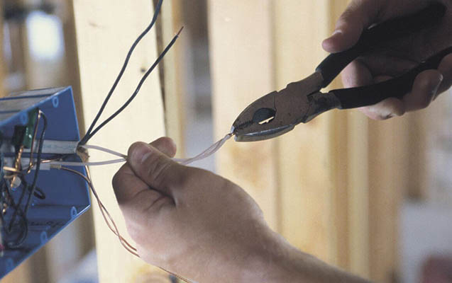 Cəlilabadda 33 yaşlı kişini elektrik cərəyanı vuraraq öldürdü