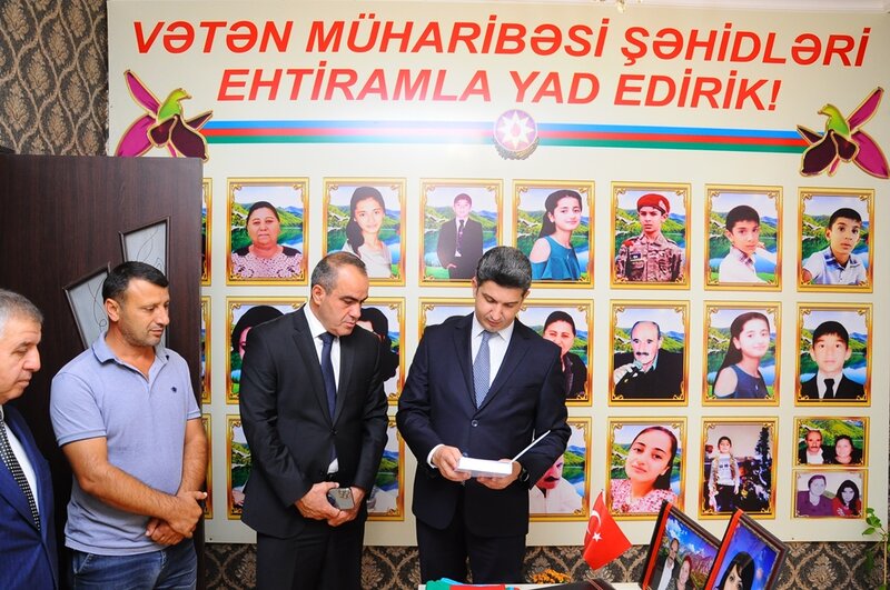Vətən müharibəsinin ilk mülki şəhid ailəsi ziyarət olunub - Fotolar