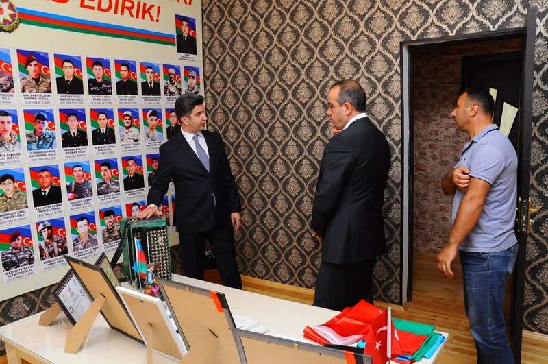 Vətən müharibəsinin ilk mülki şəhid ailəsi ziyarət olunub - Fotolar