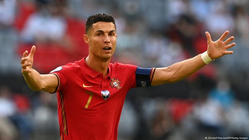 Ronaldo 887 min avro cərimələndi