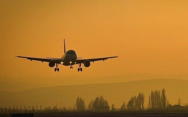 Belarusda sərnişin təyyarəsi təcili eniş etdi
