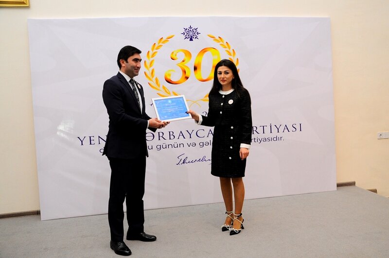 Naftalanda Yeni Azərbaycan Partiyasının təsis edilməsinin 30 illiyi qeyd edilib - FOTOLAR