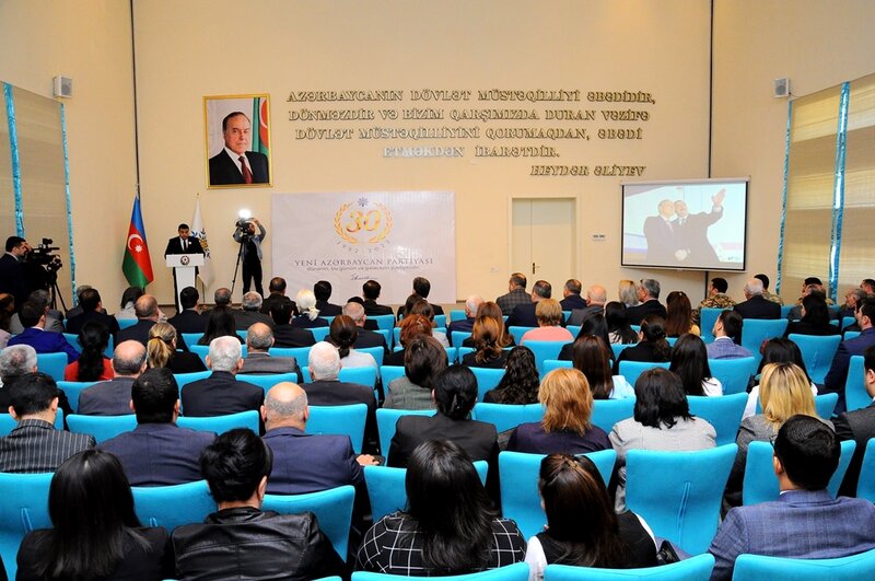 Naftalanda Yeni Azərbaycan Partiyasının təsis edilməsinin 30 illiyi qeyd edilib - FOTOLAR