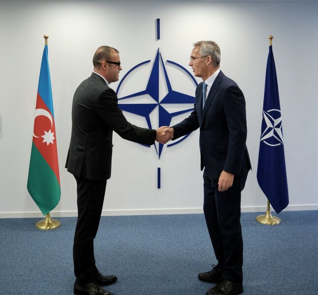 Stoltenberq Azərbaycanın NATO-dakı nümayəndəsinin etimadnaməsini qəbul etdi - FOTO