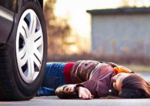Bakıda 34 yaşlı qadını avtomobil VURDU