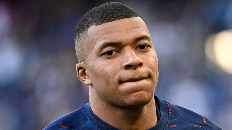 Kilian Mbappe dünya çempionatlarının tarixinə düşdü