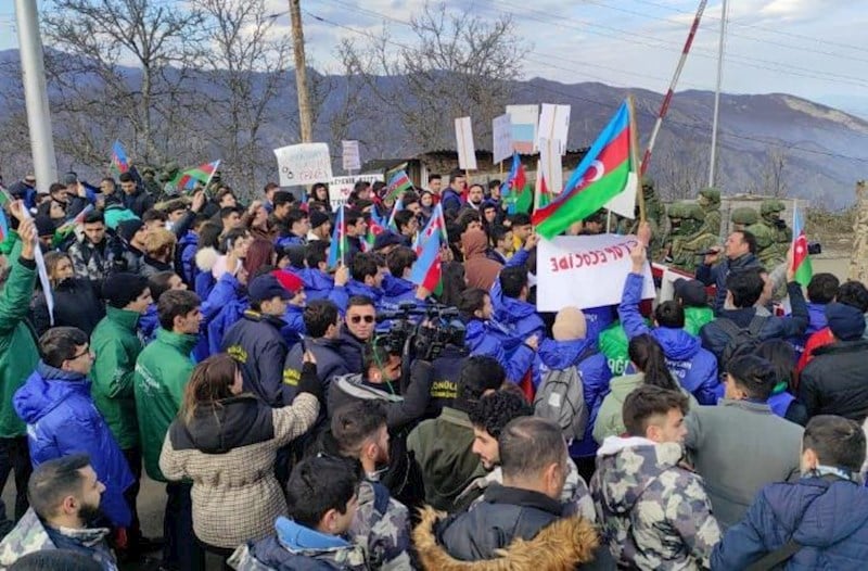 Şuşadakı aksiya aylarla davam edəcək? - 'Tələblərimiz yerinə yetirilənə qədər buradayıq