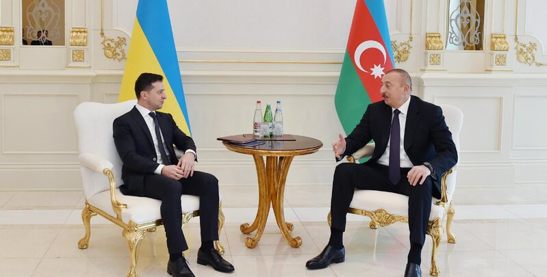 İlham Əliyev Volodimir Zelenskiyə başsağlığı verdi