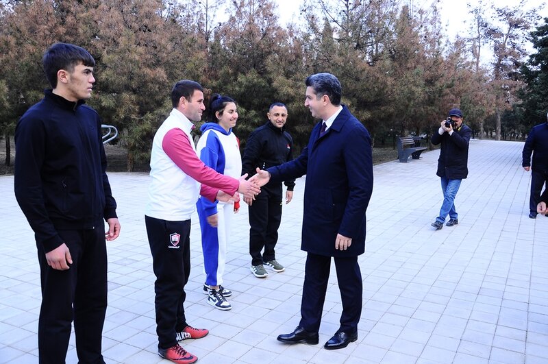 Naftalanda yeni idman qurğuları sakinlərin istifadəsinə verildi - FOTOLAR