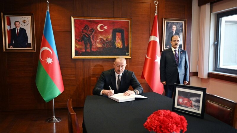 İlham Əliyev: 'Türkiyə-Azərbaycan artıq bir yumruqdur, bir ürəkdir, bir candır