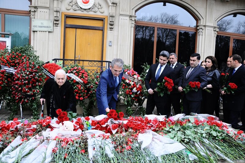 Naftalan Humanitar yardım kampaniyasına qoşuldu - FOTOLAR