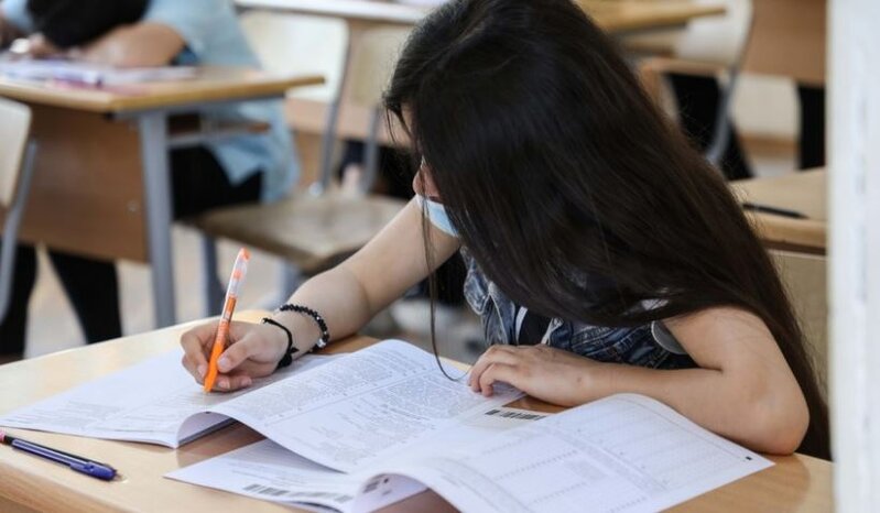İmtahan qaydalarını pozduğu üçün 11 nəfərin nəticəsi ləğv olundu