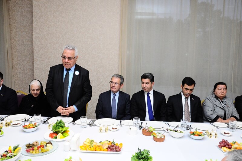 Naftalanda iftar süfrəsi təşkil olunub - FOTOLAR
