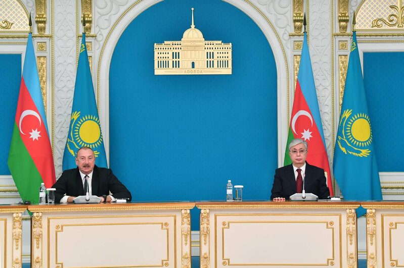 Dostluq və qardaşlıq əlaməti