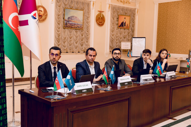 Smart Hackathon' layihəsi yekunlaşdı, qaliblərə mükafat verildi - FOTOLAR