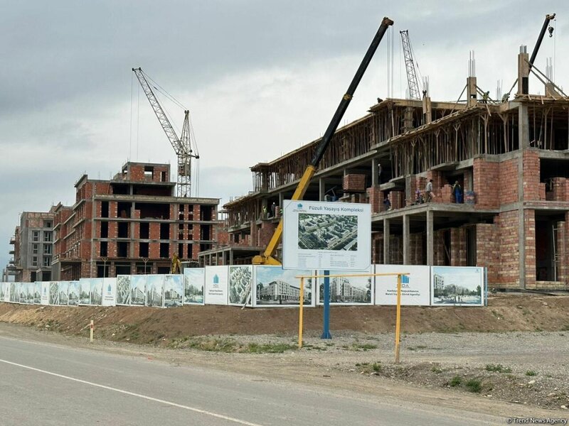 Füzuli yaşayış kompleksində yerləşən bütün mənzillər tam təmirli olacaq