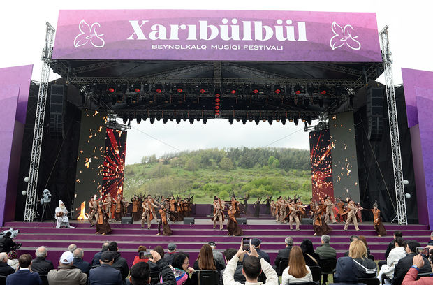 Cıdır düzündə 