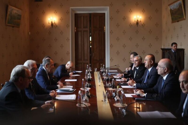 Türkiyə və Rusiya XİN rəhbərləri Cənubi Qafqazı müzakirə etdi