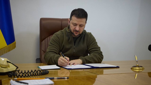 Ukraynada ingilis dilinə rəsmi status verilə bilər