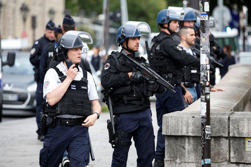 Fransada iğtişaşlar: 24 polis yaralandı