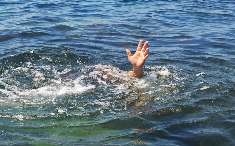 Lənkəranda dənizdə batan iki nəfər xilas edilib