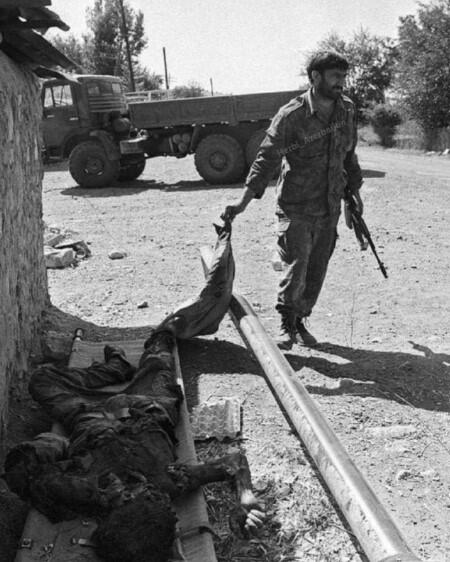Xaçatryanın 32 il öncə Xocalıdakı QƏDDARLIĞININ FOTOSU