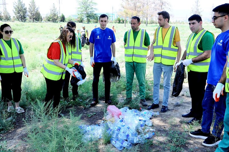 Naftalanda təmizlik aksiyası keçirildi - FOTOLAR