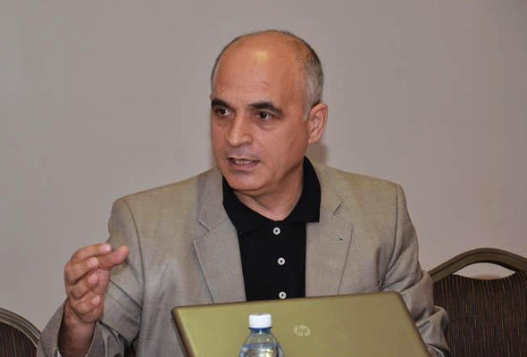 Bir-birimizi aldatmağı həyat tərzinə çevirmişik' - Deputat ətin qiymətinin artmasına etiraz etdi
