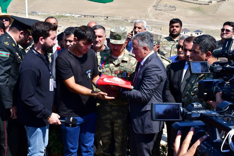 I Qarabağ Müharibəsi şəhidi Gülverdi Hüseynov Abşeron rayonunda dəfn edildi - Fotolar