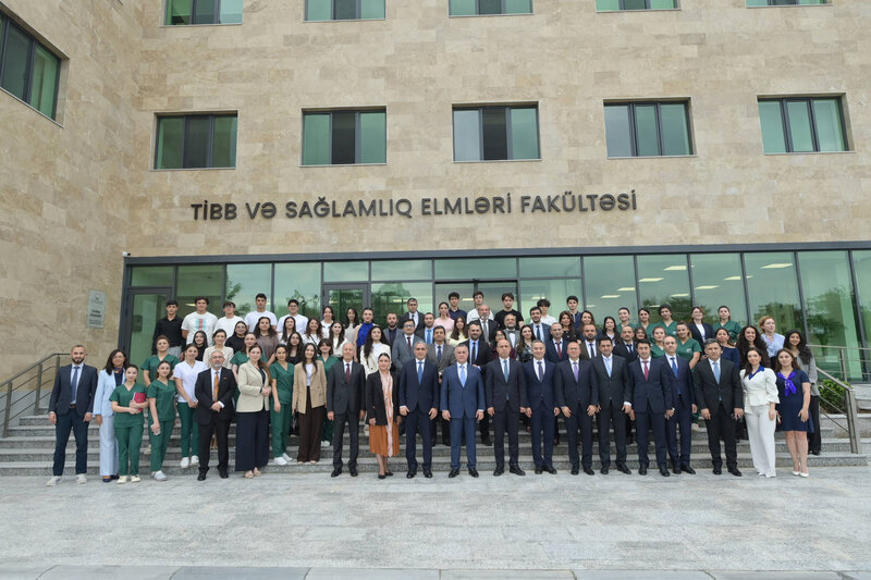Emin Əmrullayev və Teymur Musayev Qarabağ Universitetinin Klinikasında