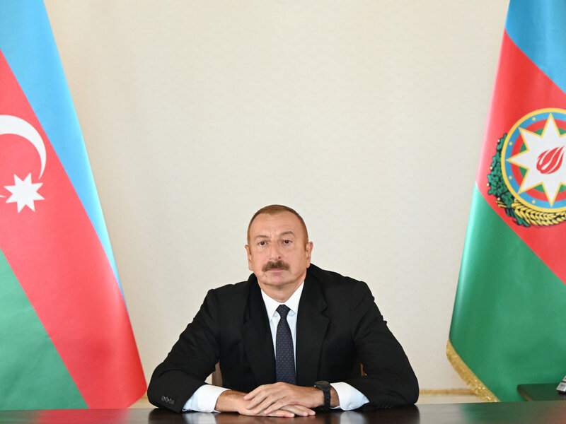 Azərbaycan Prezidenti Qətər Əmirini təbrik etdi