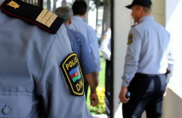 Azərbaycanda daha bir polis yol qəzasında öldü