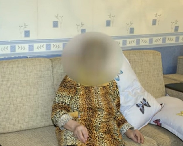 Xəstə qadına işgəncə verən baxıcı ilə bağlı RƏSMİ AÇIQLAMA