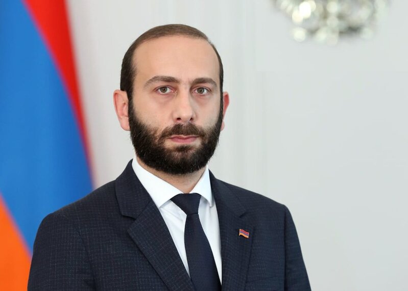 Mirzoyan Almatıda bu məsələni müzakirə etmək istəyir