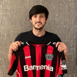 İranlı hücumçu Almaniya klubuna keçdi