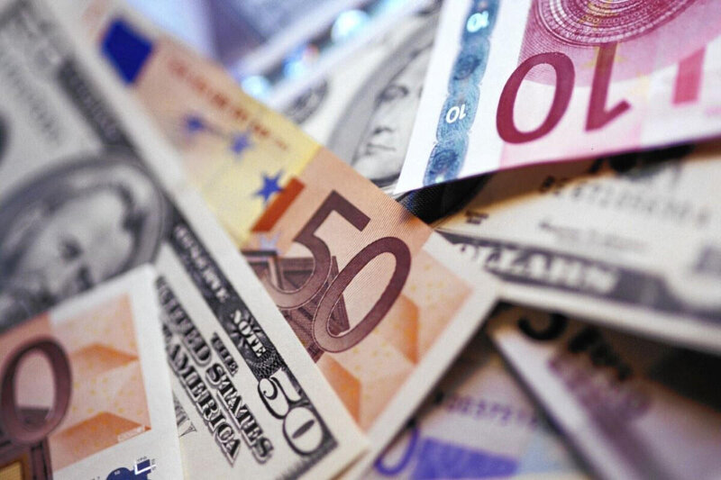 Manat bu valyutaya nisbətdə ucuzlaşdı
