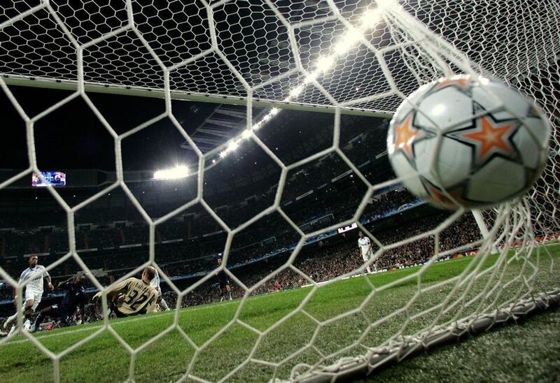 Məşhur futbolçuların valideynləri boşandılar
