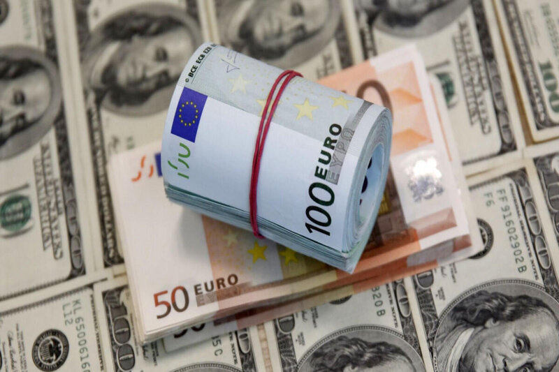 DİQQƏT: Pul yığmaq istəyirsinizsə, əmanətinizi bu valyutada saxlayın